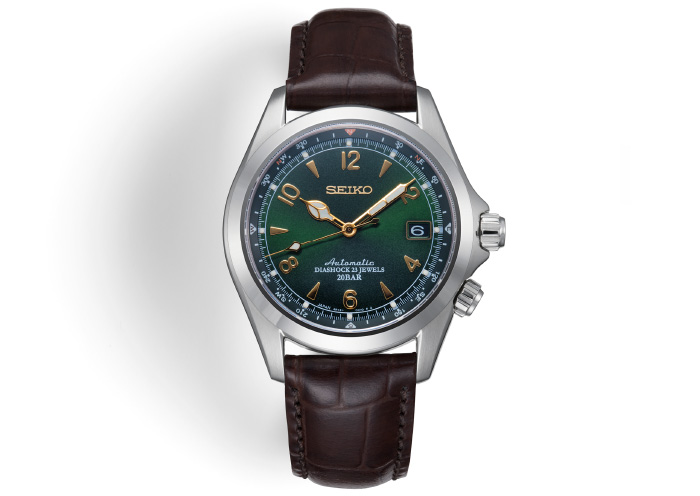Front view of the Alpinist SARB017. Green dial, round shape.