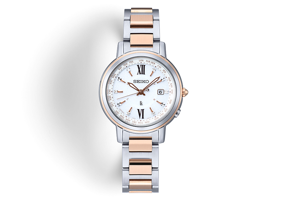 Front view of the 2016 model (SSQV034) with a round white dial